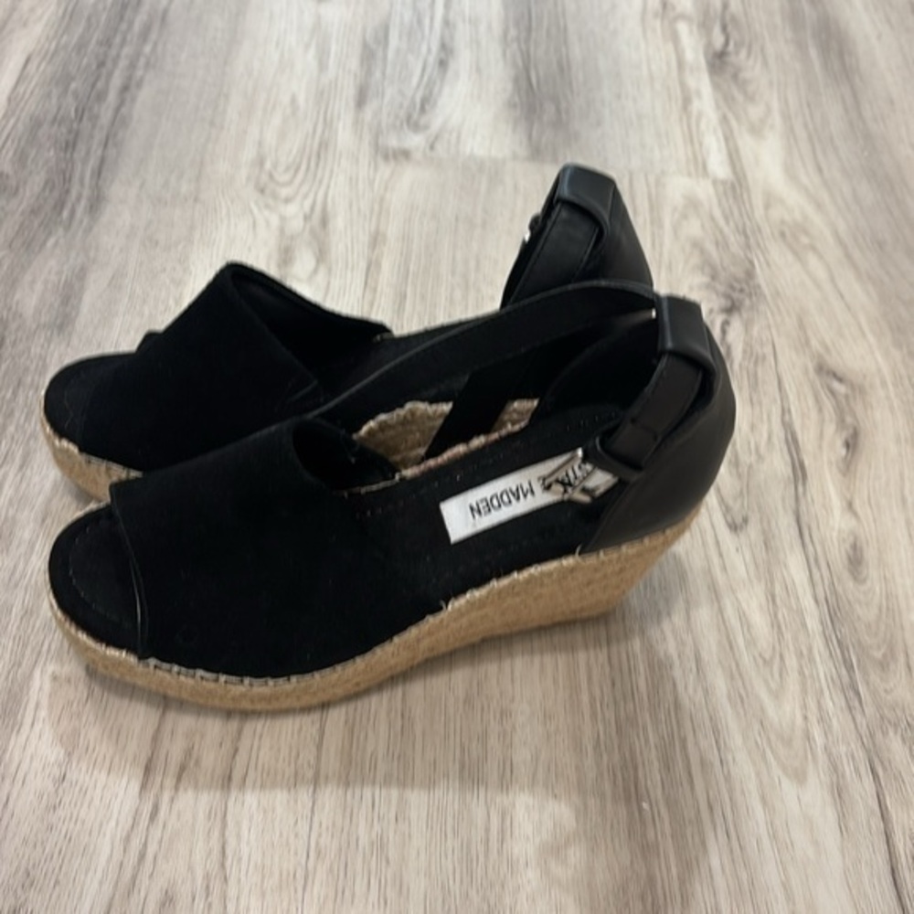 Steve Madden Jyia suede Black Espadrille Wedge Sandals size 8